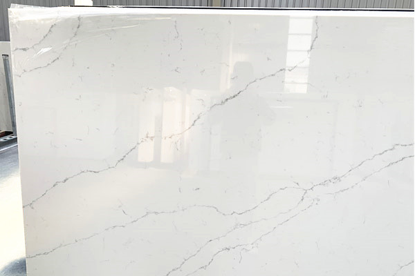 white quartz slab top 